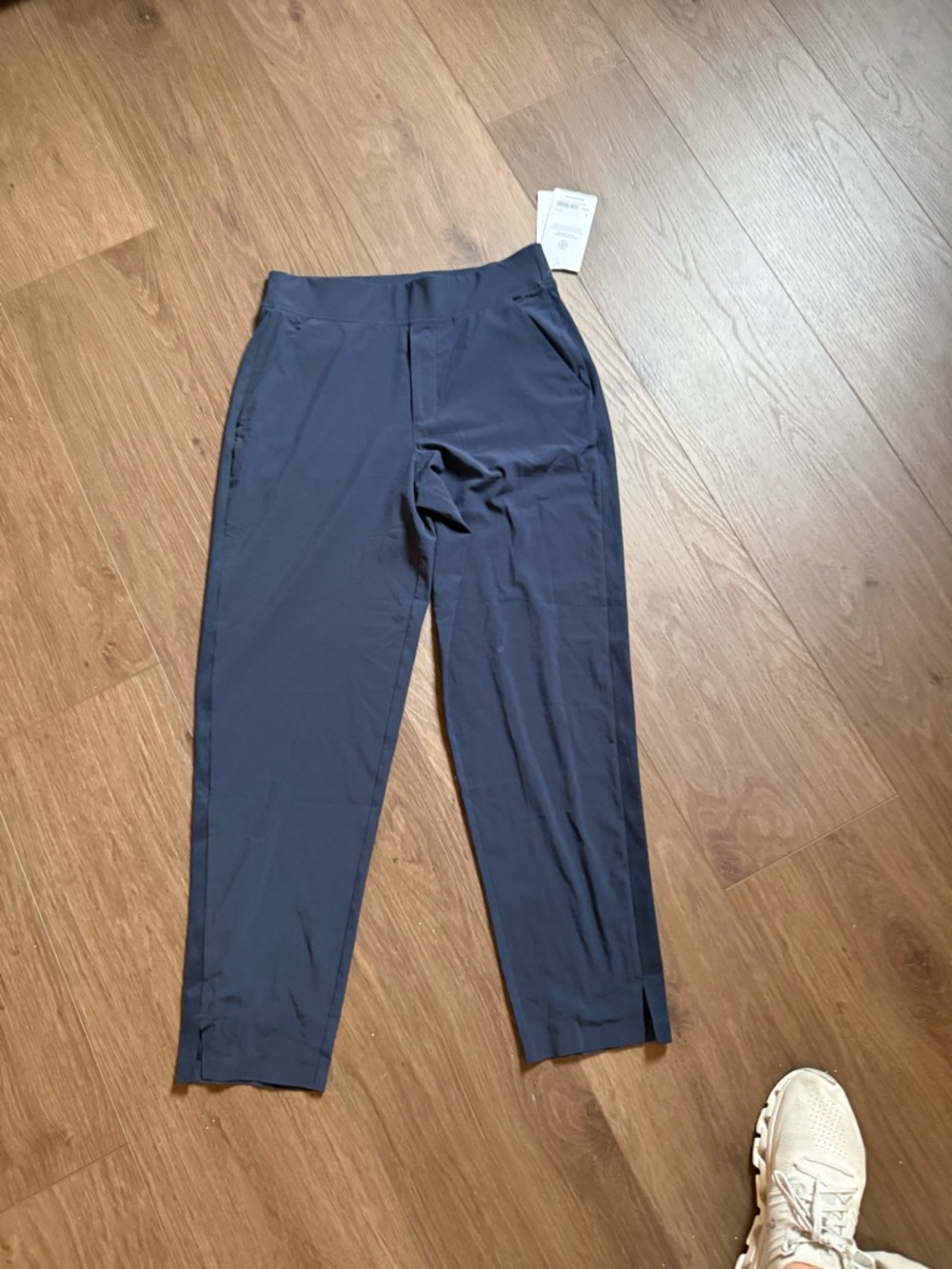 Athleta Navy Ankle Cropped Performance Pants